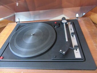 Nabízím gramoradio Tesla Moderato. Radio je funkční. Gramofo - 6