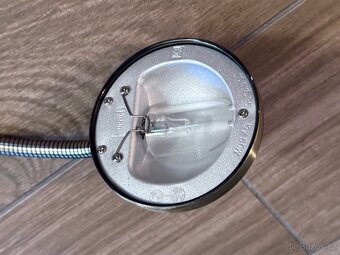Stojací nastavitelná lampa. - 6
