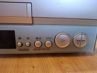 VHS videopřehrávač JVC HR-J681 - 6