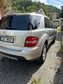 Prodám Mercedes ML 280 CDI,244tis.km,rok 2007 - 6