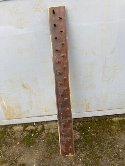 Věšák dřevěný nástěnný starožitný za 400 kč - 6