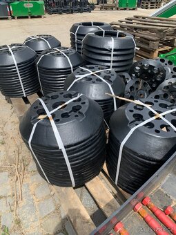 závaží do kol pro traktor New Holland - 6