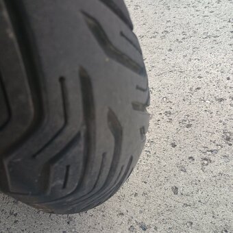 Suzuki Burgman 400 - 6