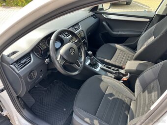 PRONÁJEM VOZIDLA SKODA OCTAVIA 1.6 TDi, R.V.2019. NA TAXI / - 6