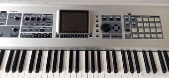 Roland Fantom X8 - 6