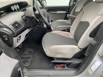 Citroën C8 2.0HDi , 103 kW benzín, 2009 - 6