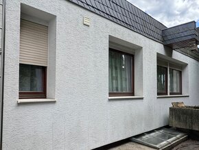 Drevena okna (dvojskla), lamelove rolety, vstupni dvere - 6