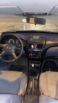Nissan Almera 1.6i 74Kw - 6