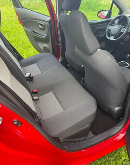 Toyota Yaris Hybrid 1.5 VVT-i Selection TOP - 6