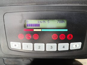 Vysokozdvižný vozík AKU 1,8t pouze 780Mth TOP stav - 6