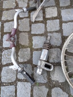 Jawa 250 pérák komunista díly - 6