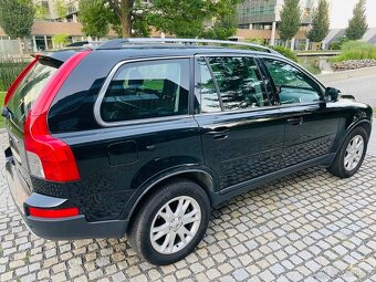 Volvo XC90 2.4D5 136KW 4x4 AUTOMAT NAVI SENZORY SERVISKA - 6