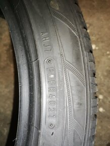 Pneu Falken 225/45 r18 - 6