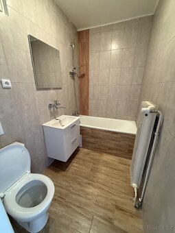 Pronájem 1kk Sedlčany náměstí - 6