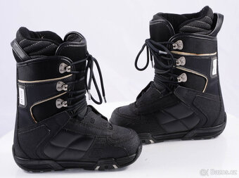 Použité snowboardové boty NITRO, čierné/bielé - 6