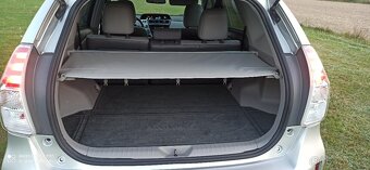 Toyota Prius Plus V 2017 hybrid  +LPG - 6