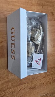 Dámské pantofle GUESS - 6