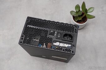Herní zdroj ASUS ROG THOR 850W Platinum II - 6