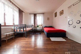 Prodej rodinného domu 196 m², pozemek 489 m² - 6