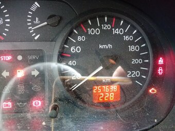 Renault Clio 1,2 l, 43 kW - 6