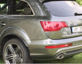 Prodám AUDI Q7 - 6