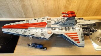 Star Wars - Útočný krížnik Republiky triedy Venator 75367 - 6