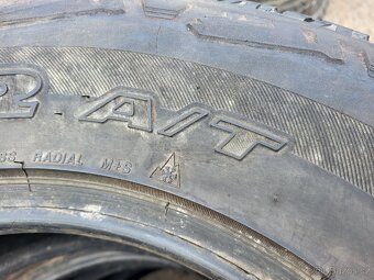 265 65 17" Bridgestone - 6