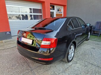 Škoda Octavia 2.0 TDI ELEGANCE 4x4 DSG CZ - 6
