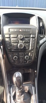 Opel Astra Sports Tourer kombi - 6