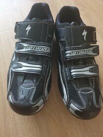 Krásné boty SPECIALIZED CARBON - 6