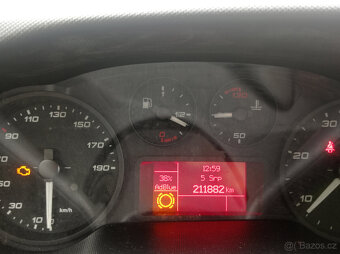 Iveco Daily 3.0 180PS, Čelo, spačka, topení - 6