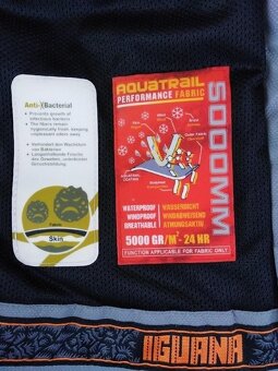 zimní bunda zn.Iguana vel.42 - 6