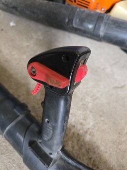 Zádový fukar Makita - 6