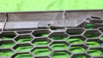 Mitsubishi Outlander - přední maska. - 6