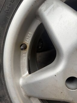 Pneu a disky BMW 5x120 - 6