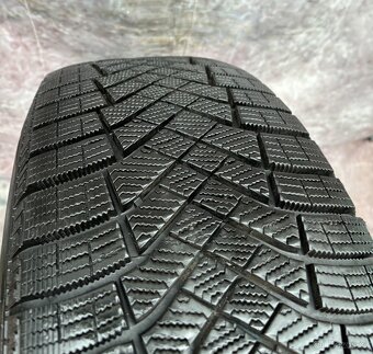Orig.alu Bicolor Volvo XC60 235/55R19 více sad - 6