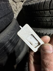 Prodám zimní sadu FORD R14 - 6