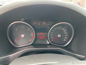 Ford Mondeo 1.8 TDCI kombi - 6