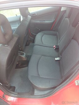 Peugeot 206 - 6