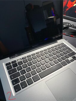 Prodám 2 MacBooky – funkční + na náhradní díly - 6