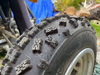 Suzuki ltz 400 - 6