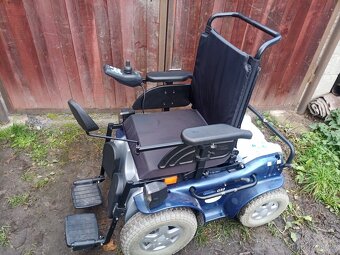 Prodám elektrický invalidní vozík funkční - 6