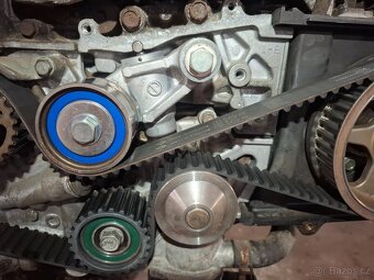 Motor 2.5 Subaru - 6