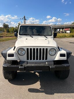 Jeep Wrangler 4.0 L6 automat - 6