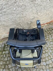 Prodám starší elektrický invalidní vozík - 6