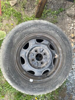 Pneu 155/80 R13 - 6