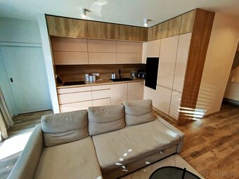 Prodej bytu 3+kk 96 m² s vlastní zahradou - 6