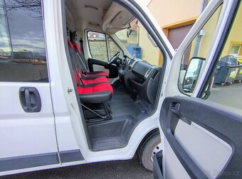 Půjčovna minibus 9 míst automat - 6