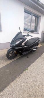 Prodám Hondu PCX 125 - 6