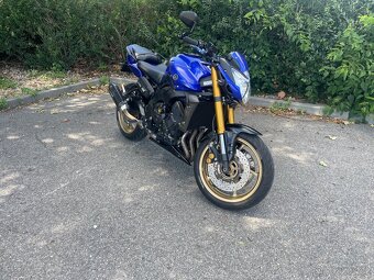 Yamaha FZ8N - 6